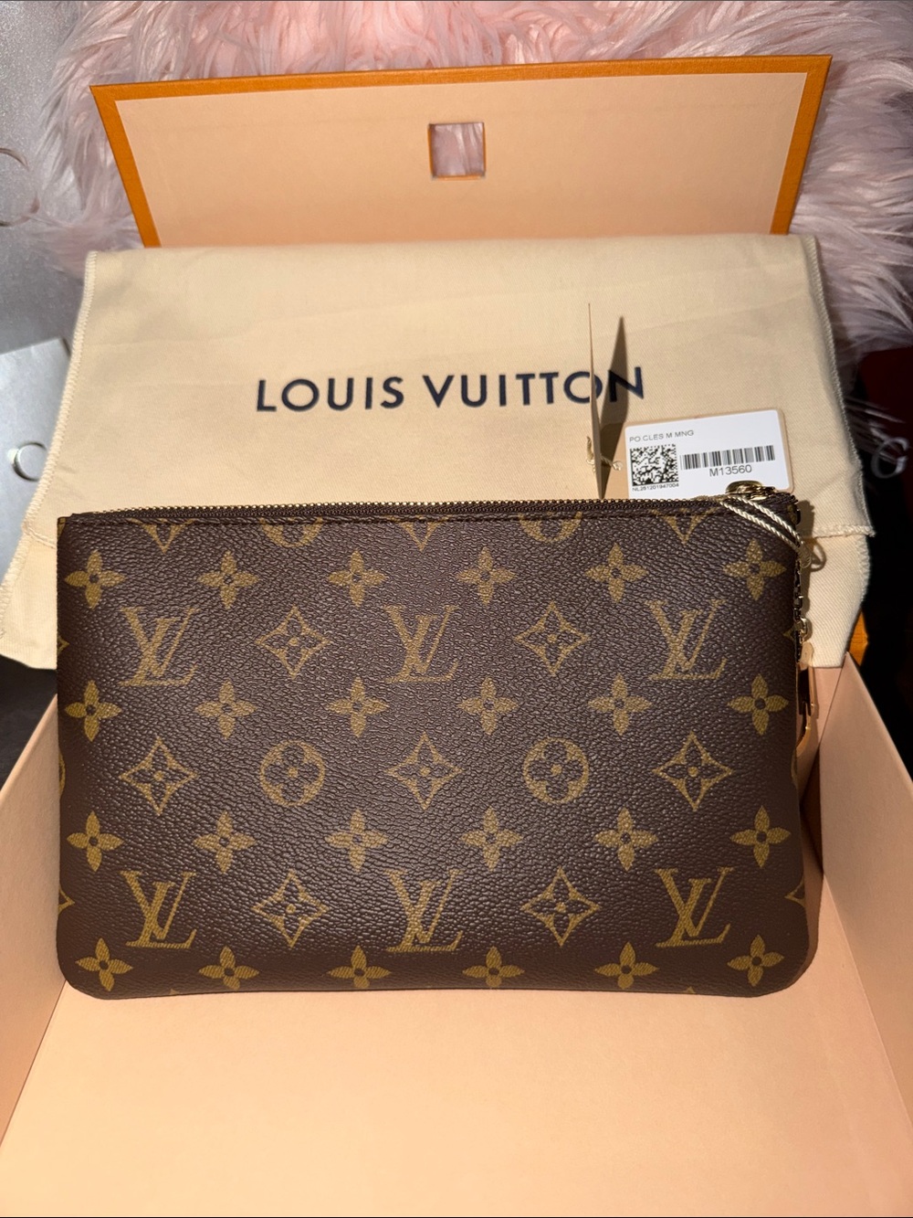 New Louis Vuitton Monogram Cles Key pouch size M